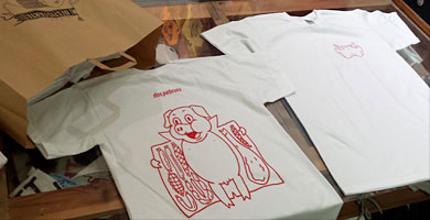 DOS PEBROTS-Merchandising para RESTAURANTES