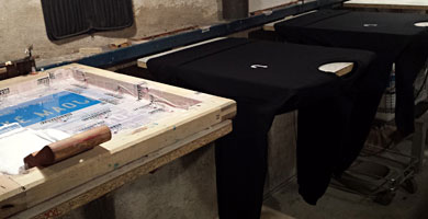 Merchandising POKÉ MAOLI Sudadera Gildan