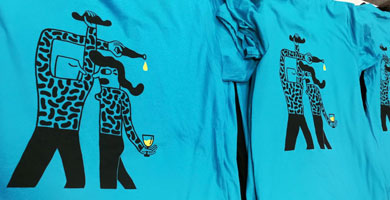 MIKKELLER-Camiseta-Azul-Barcelona